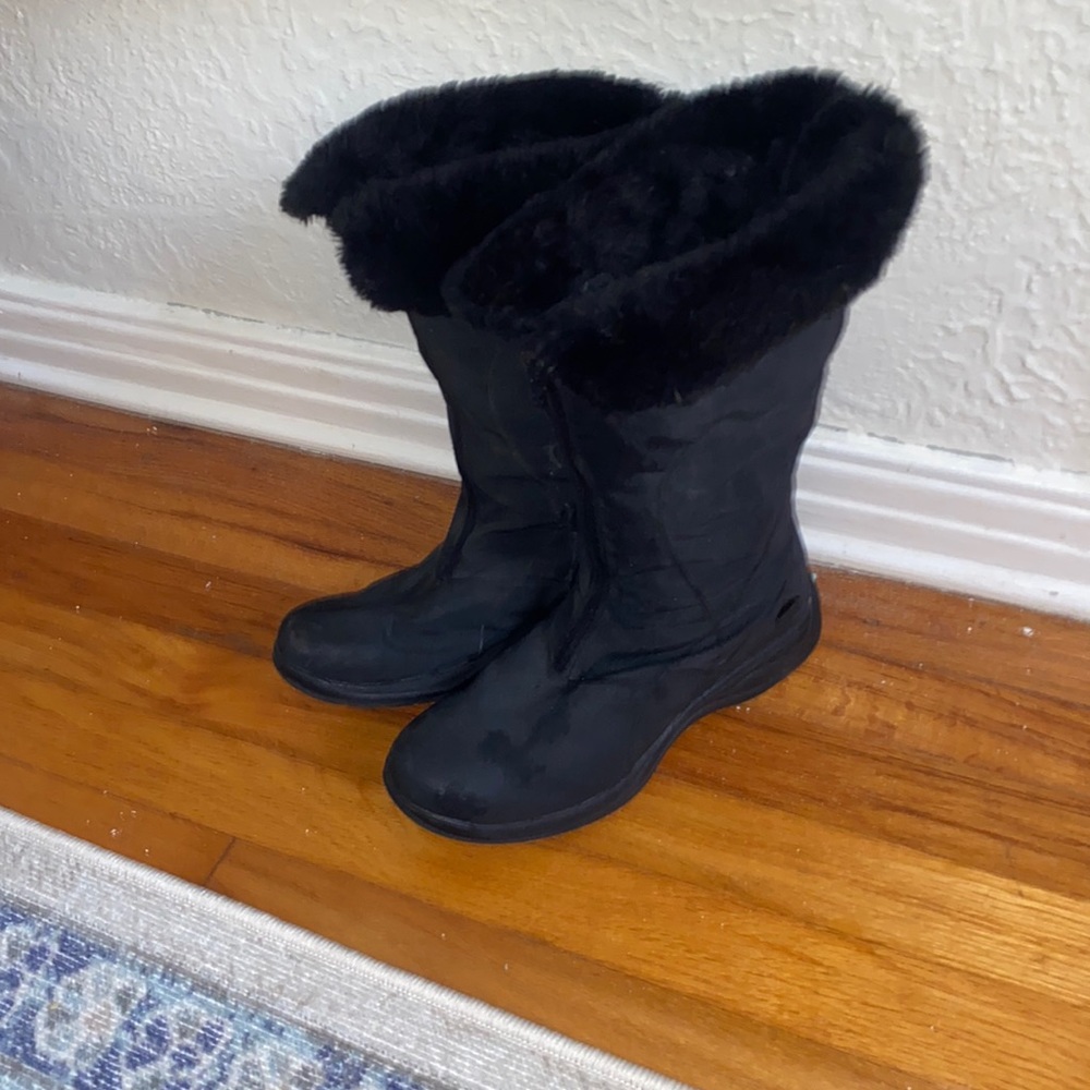 Totes Black Womens Snow boots Size 10